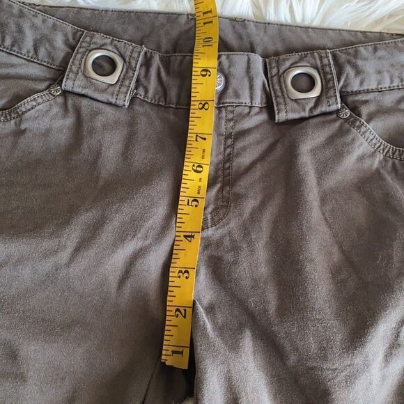 Athleta The Kick It Organic Blend Distressed Shorts Casual Beach Hike - Picture 6 of 15